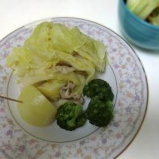 キャベツと豚バラで　ヘルシ～蒸し野菜